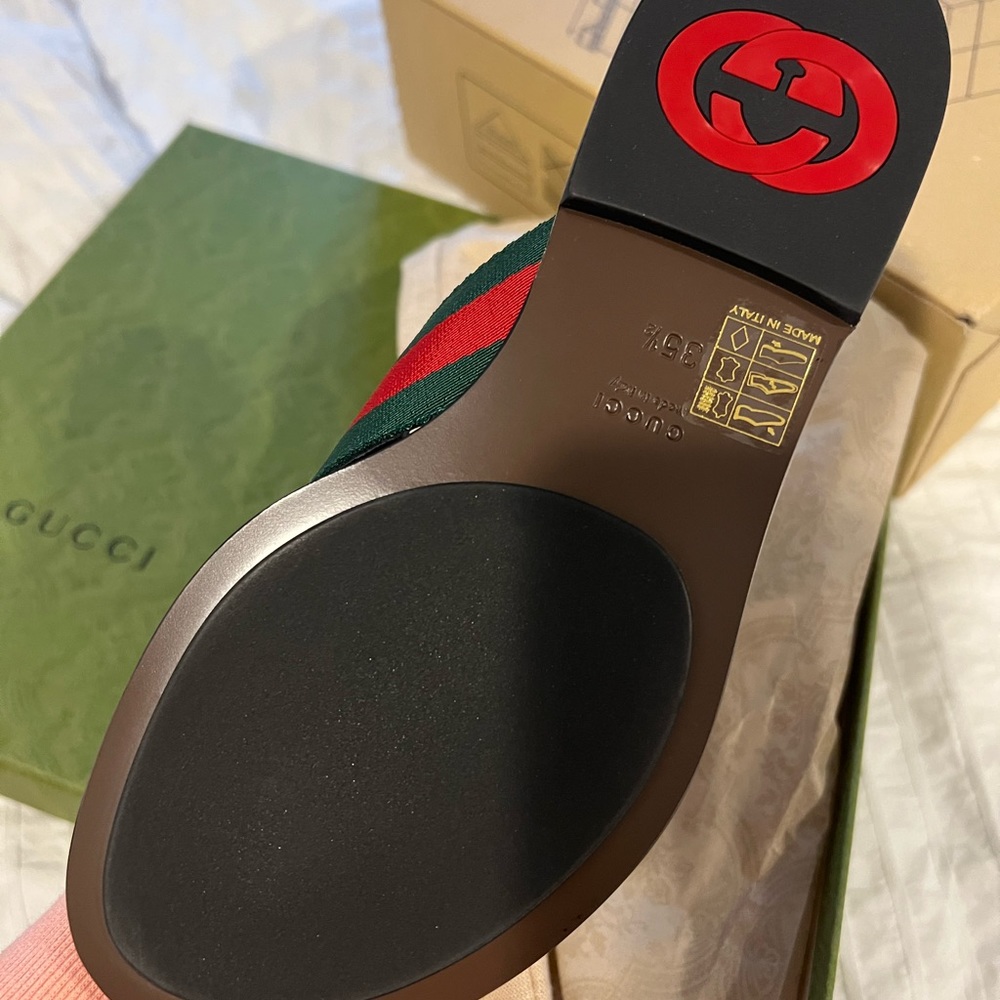 Gucci sandals